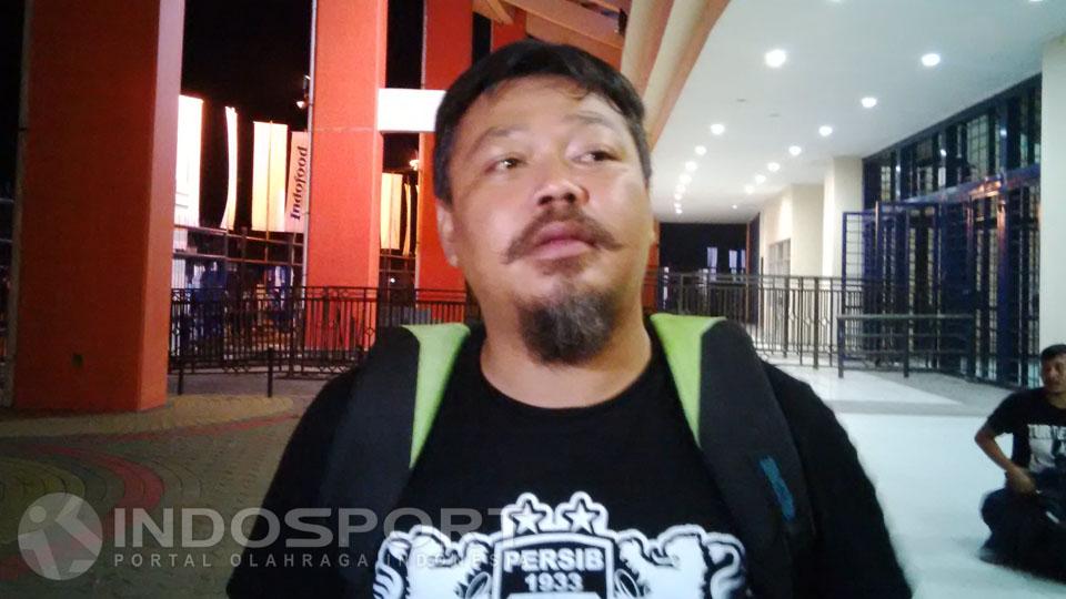 Yana Umar berniat mundur sebagai dirigen Viking Persib Club (VPC). - INDOSPORT